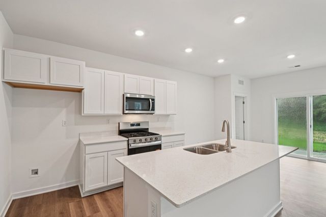 6507 Juniper Drive, Wonder Lake, IL 60097