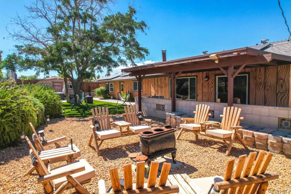 Image 3 of property listing at 60291 La Mirada Trl, Joshua Tree, CA 92252