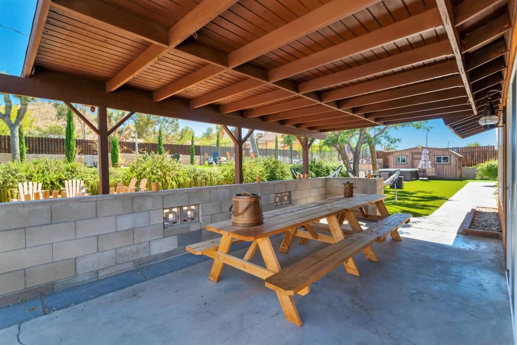 Image 46 of property listing at 60291 La Mirada Trl, Joshua Tree, CA 92252