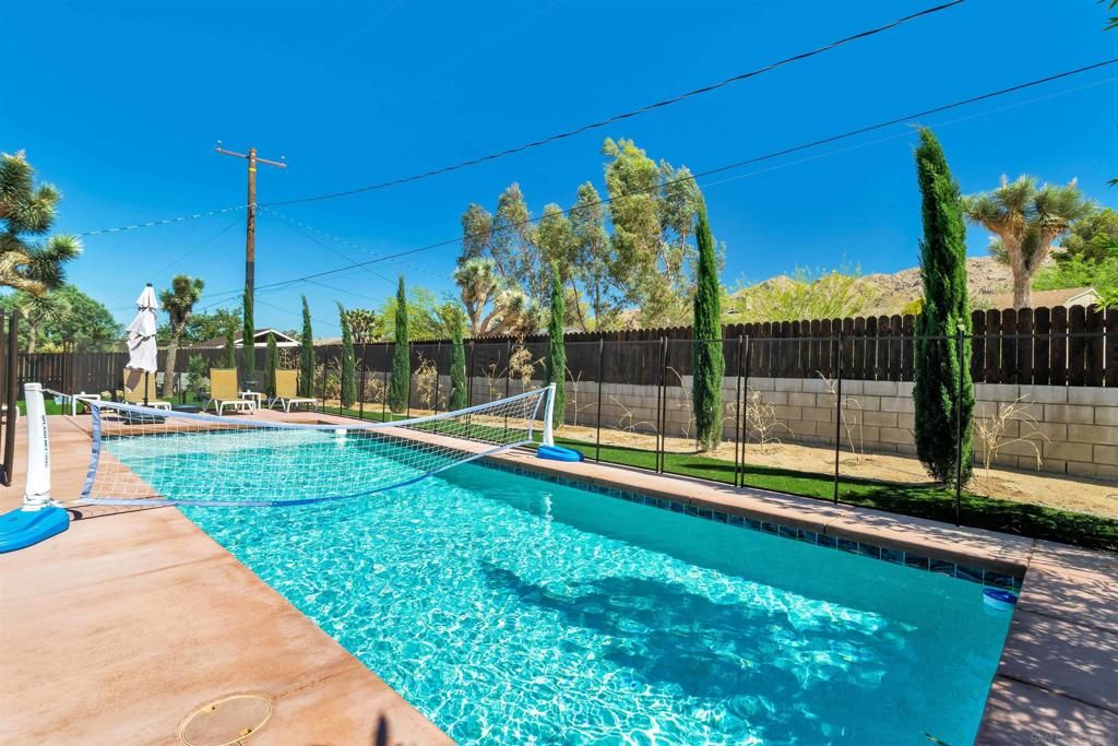 Image 50 of property listing at 60291 La Mirada Trl, Joshua Tree, CA 92252