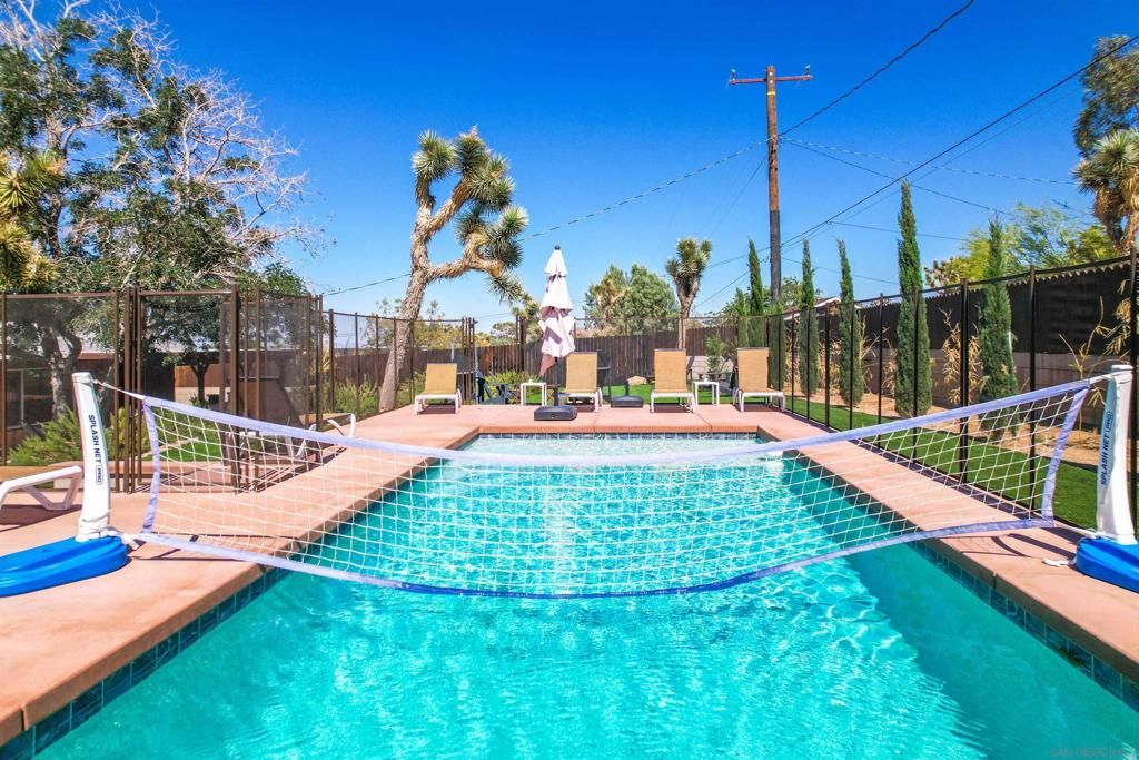 Image 52 of property listing at 60291 La Mirada Trl, Joshua Tree, CA 92252