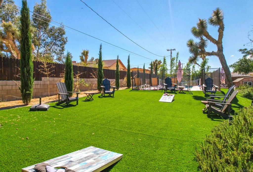 Image 54 of property listing at 60291 La Mirada Trl, Joshua Tree, CA 92252