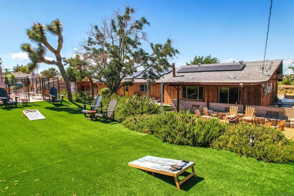 Image 56 of property listing at 60291 La Mirada Trl, Joshua Tree, CA 92252