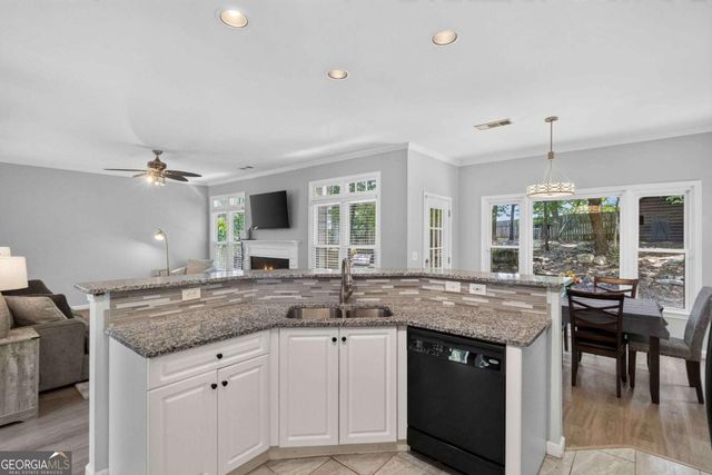 2456 Arcadia Drive NW, Acworth, GA 30101