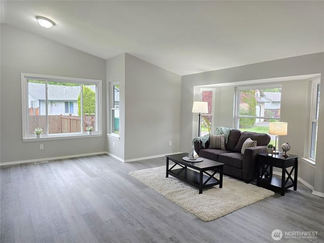 11413 SE 307 Place, Auburn, WA 98092