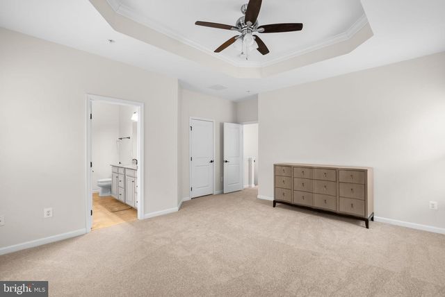 8286 HICKORY HOLLOW DR, Glen Burnie, MD 21060