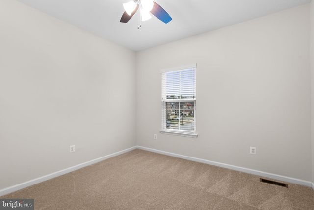 8286 HICKORY HOLLOW DR, Glen Burnie, MD 21060