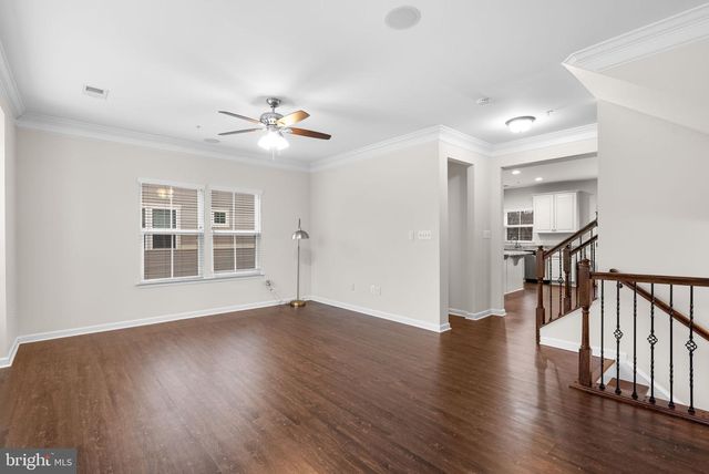 8286 HICKORY HOLLOW DR, Glen Burnie, MD 21060