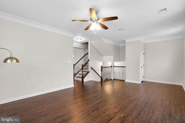 8286 HICKORY HOLLOW DR, Glen Burnie, MD 21060