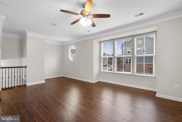 8286 HICKORY HOLLOW DR, Glen Burnie, MD 21060