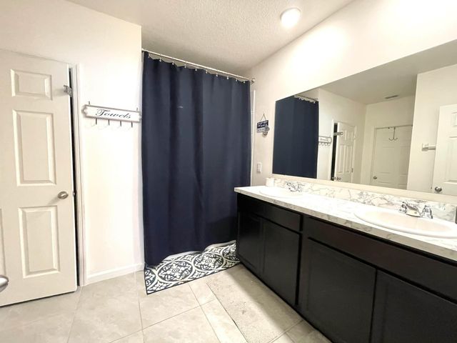 1040 SW Canary Terrace, Port St. Lucie, Port St Lucie, FL 34953