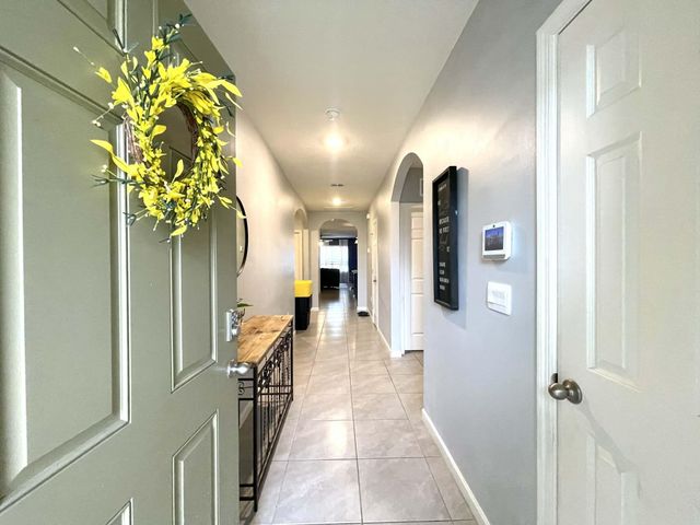 1040 SW Canary Terrace, Port St. Lucie, Port St Lucie, FL 34953