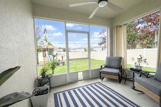 1040 SW Canary Terrace, Port St. Lucie, Port St Lucie, FL 34953
