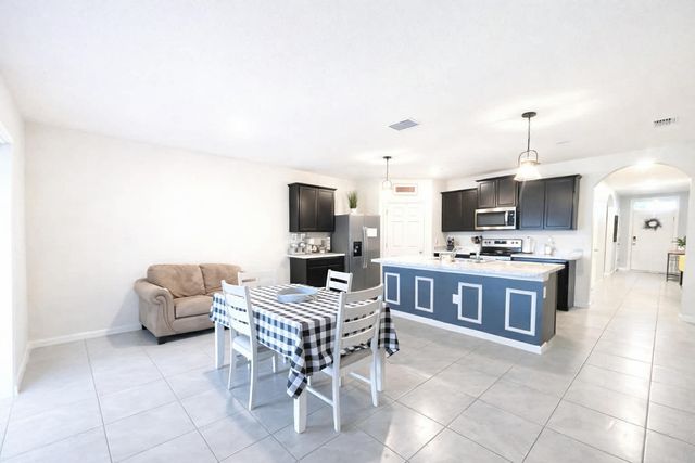 1040 SW Canary Terrace, Port St. Lucie, Port St Lucie, FL 34953