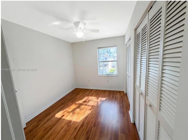 1145 W Lake St, Hollywood, FL 33019