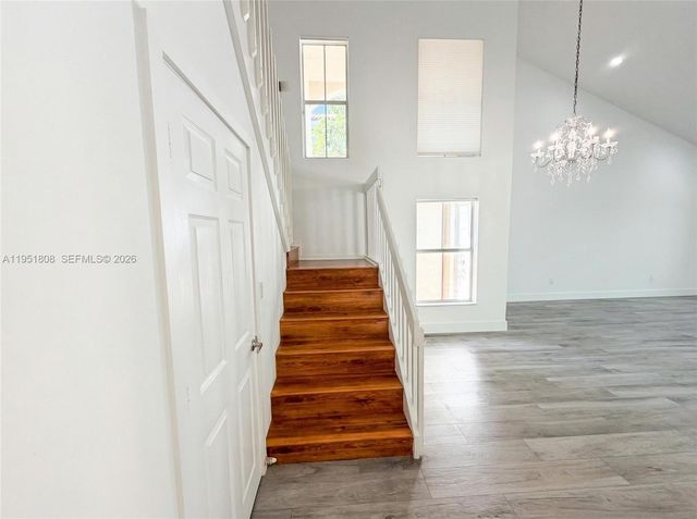 1145 W Lake St, Hollywood, FL 33019