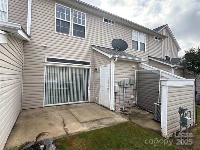 1515 Sylvia Court, Charlotte, NC 28205