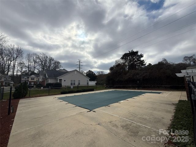 1515 Sylvia Court, Charlotte, NC 28205