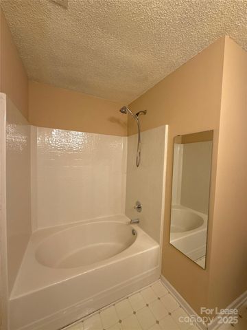 1515 Sylvia Court, Charlotte, NC 28205