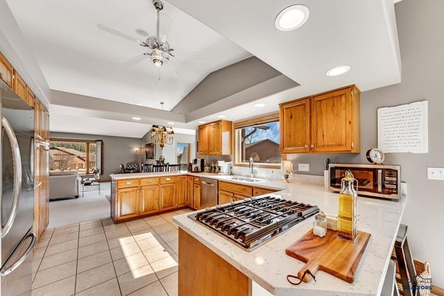 1295 DUFFER DR, Rapid City, SD 57702