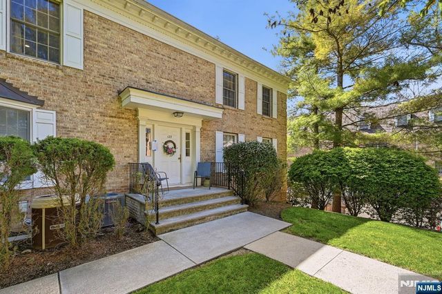 123 S Maple Avenue A, Park Ridge, NJ 07656