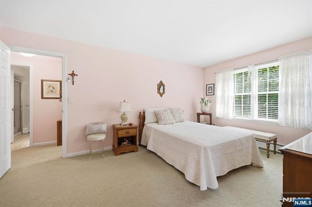 123 S Maple Avenue A, Park Ridge, NJ 07656