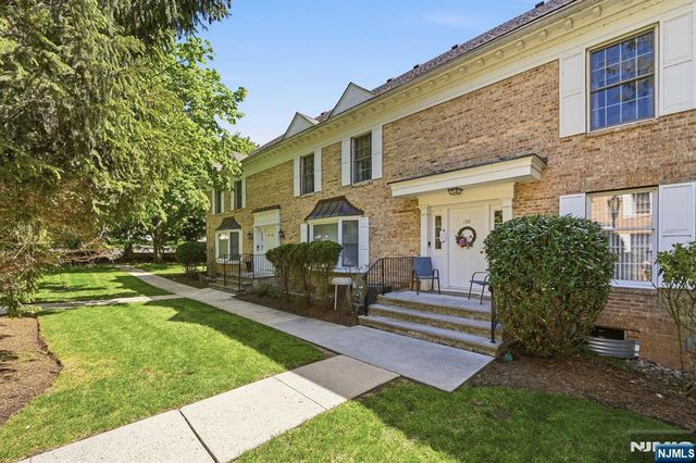 123 S Maple Avenue A, Park Ridge, NJ 07656