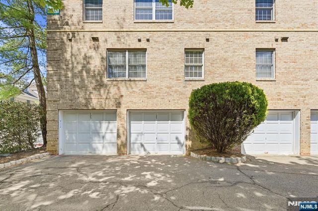 123 S Maple Avenue A, Park Ridge, NJ 07656