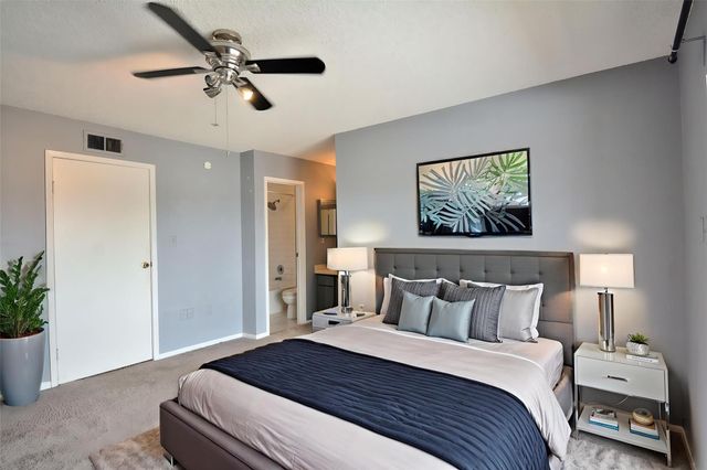 260 El Dorado Boulevard 204, Houston, TX 77598