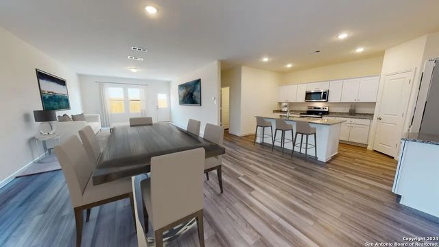954 Dankworth, San Antonio, TX 78221