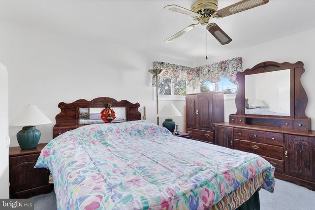 89 BARBARA LEE DR, Hamilton, NJ 08619