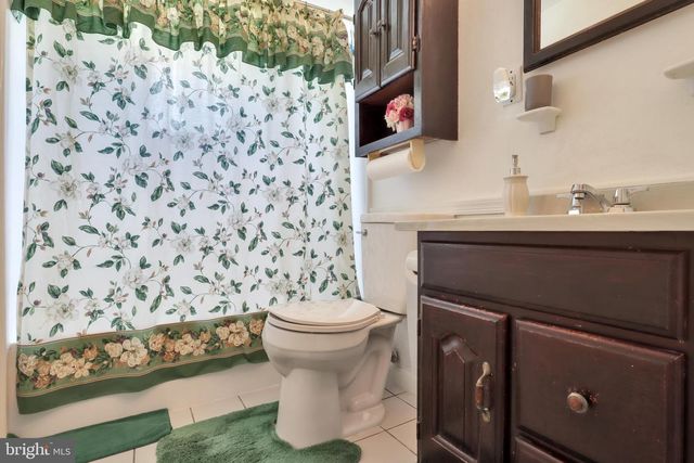 89 BARBARA LEE DR, Hamilton, NJ 08619