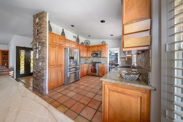 15420 Sierra Grande, Valley Center, CA 92082