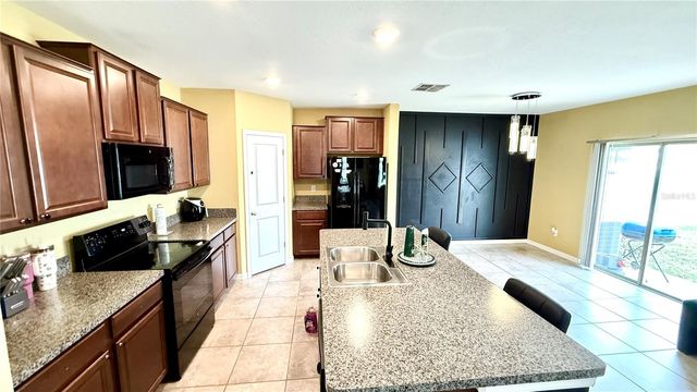 14832 CRESCENT ROCK DRIVE, Wimauma, FL 33598
