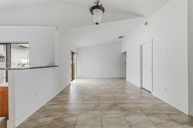 6696 SW 152nd Pl 27-96, Miami, FL 33193