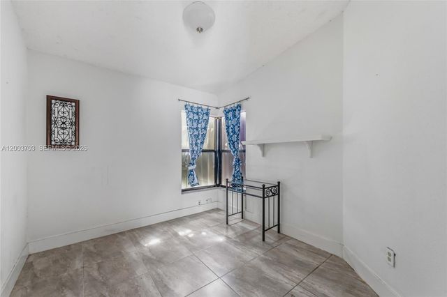 6696 SW 152nd Pl 27-96, Miami, FL 33193