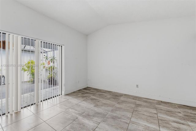 6696 SW 152nd Pl 27-96, Miami, FL 33193