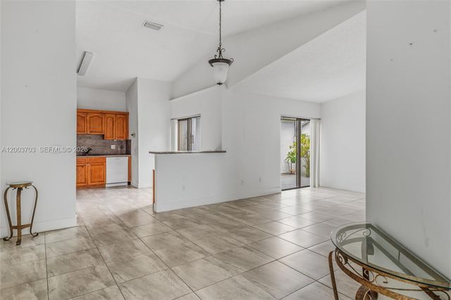 6696 SW 152nd Pl 27-96, Miami, FL 33193