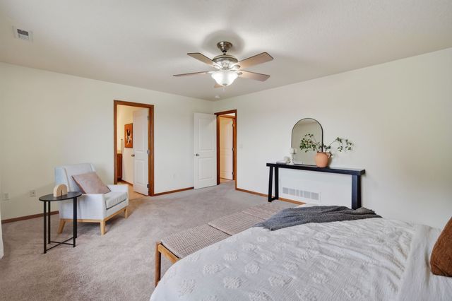 2905 145th Street, Urbandale, IA 50323