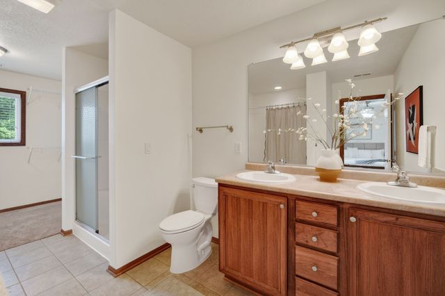 2905 145th Street, Urbandale, IA 50323