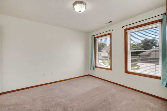 2905 145th Street, Urbandale, IA 50323