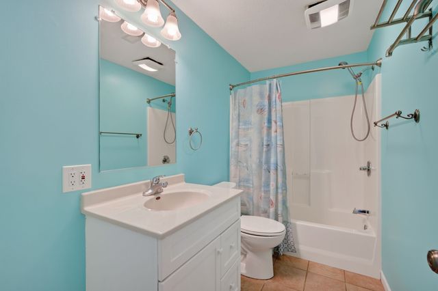 2905 145th Street, Urbandale, IA 50323