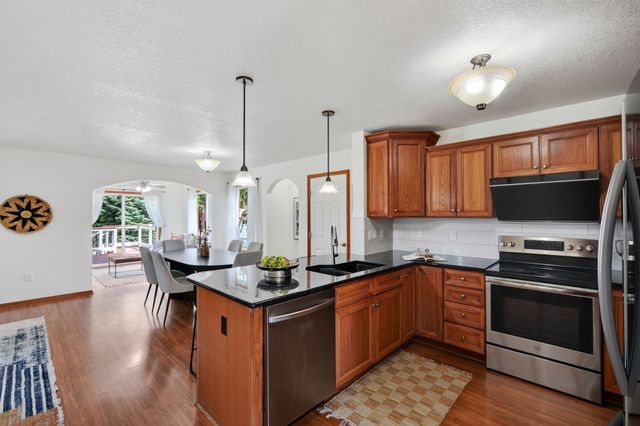 2905 145th Street, Urbandale, IA 50323