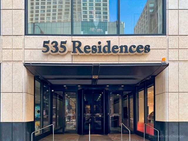 535 N Michigan Avenue 2703, Chicago, IL 60611