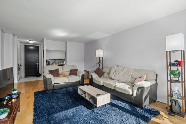 535 N Michigan Avenue 2703, Chicago, IL 60611