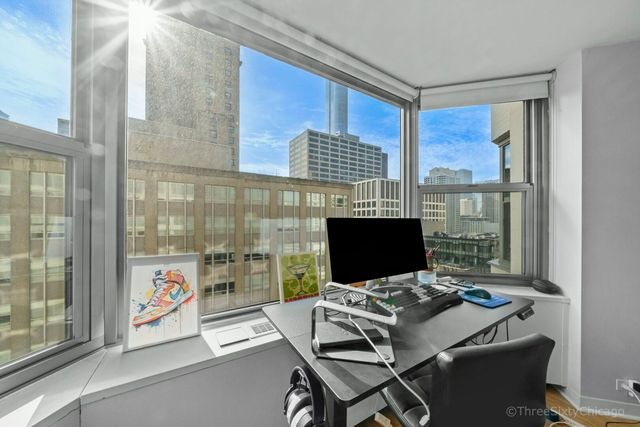 535 N Michigan Avenue 2703, Chicago, IL 60611