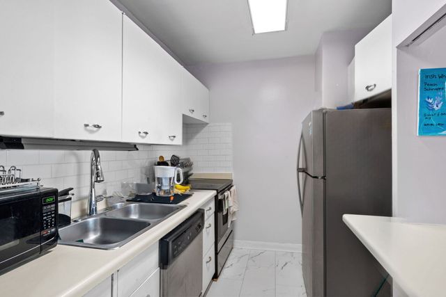 535 N Michigan Avenue 2703, Chicago, IL 60611