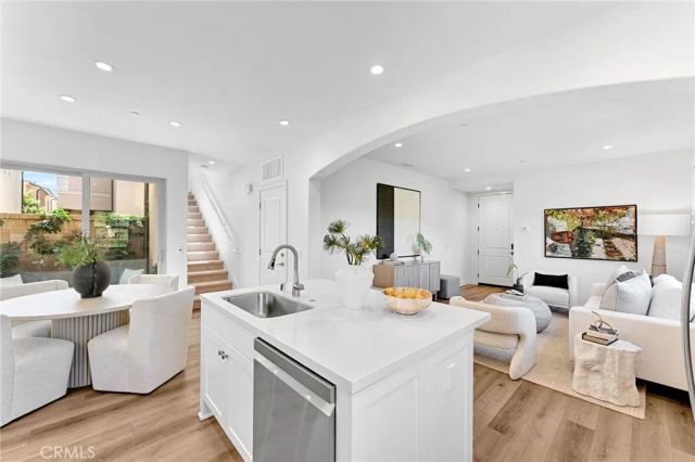 105 Elkhorn, Irvine, CA 92618