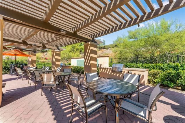 105 Elkhorn, Irvine, CA 92618