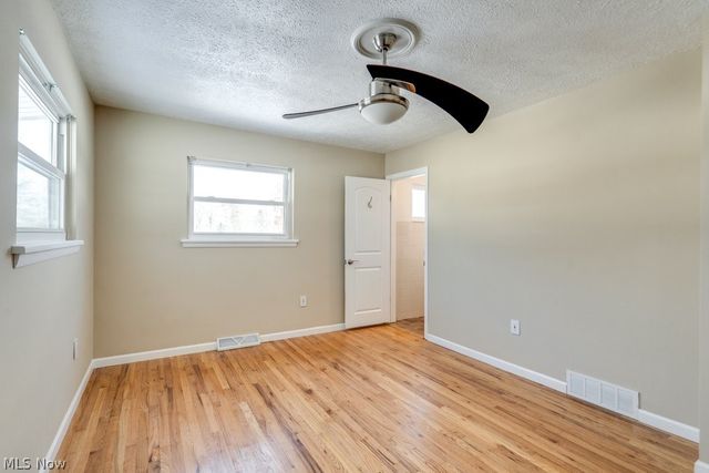 3532 Gary Drive, Mogadore, OH 44260